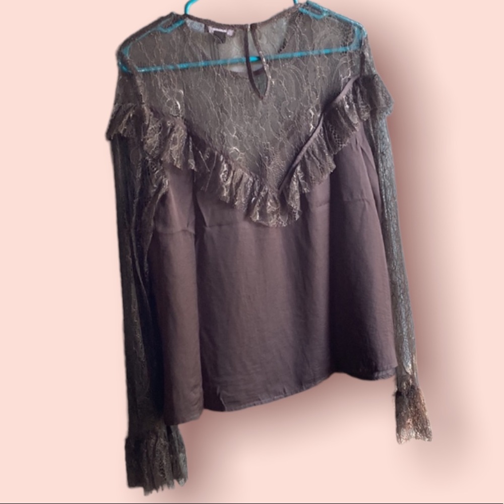 NWT Silky Lace Yoke Blouse - Picture 5 of 10